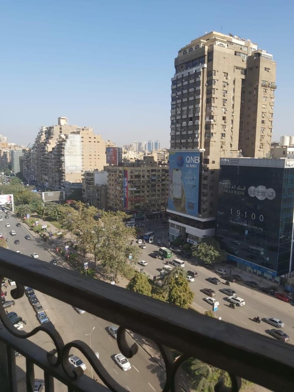 شقه ٢٦٠م شارع جامعة الدول العربية الرئيسي * Cairo